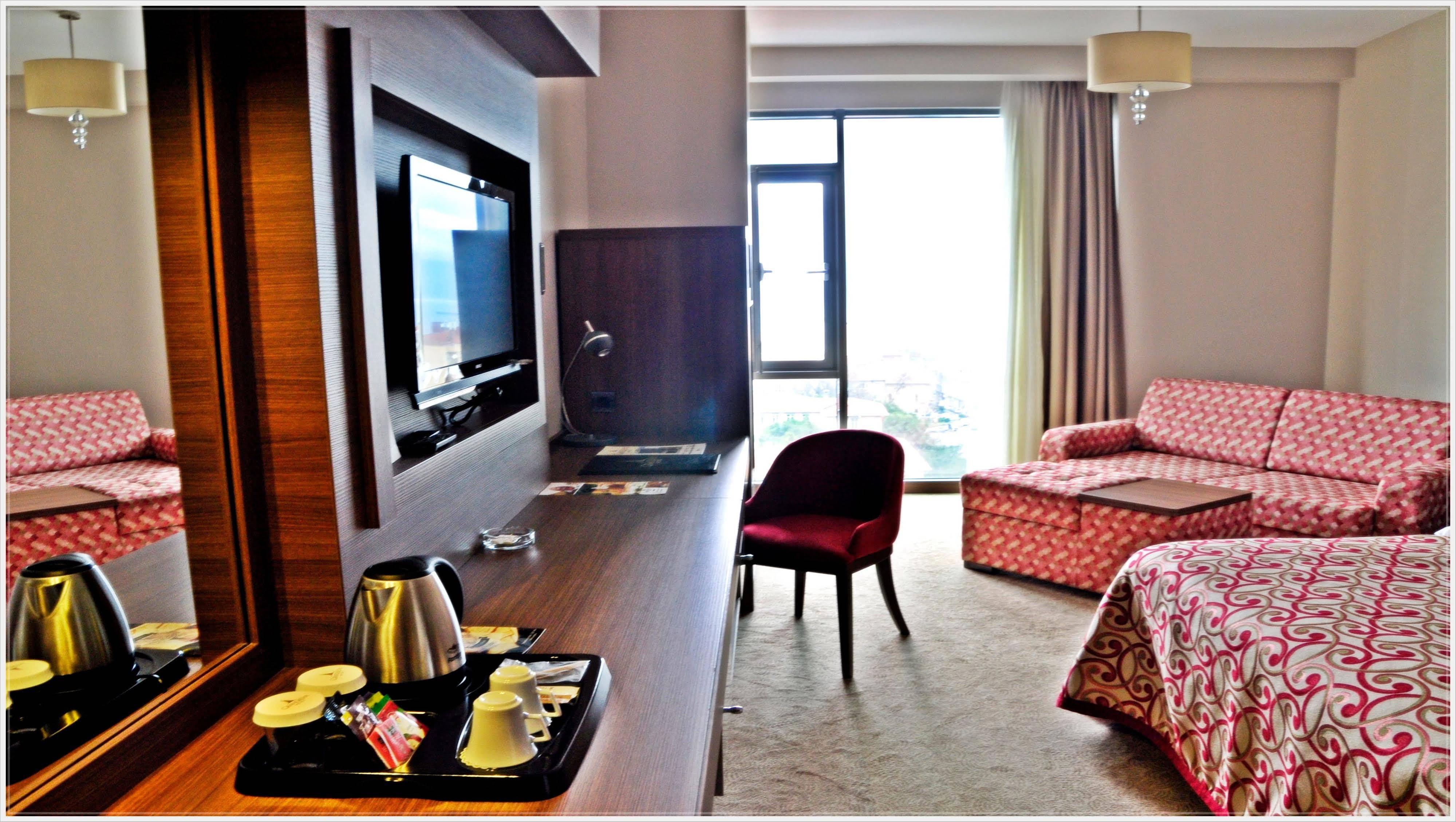 Grand Asya Hotel Bandırma Eksteriør bilde